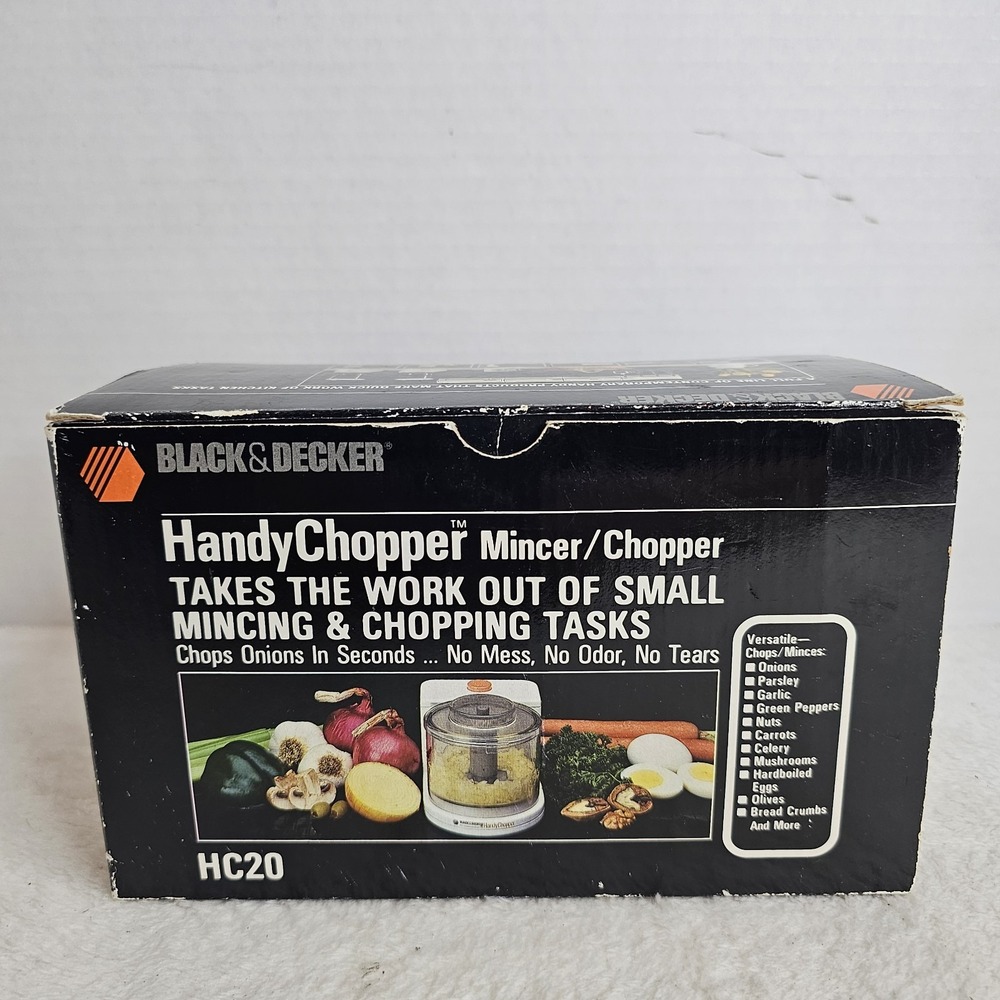 Black & Decker Small Handy Chopper Mincer HC20 Food Processor Vintage In Box